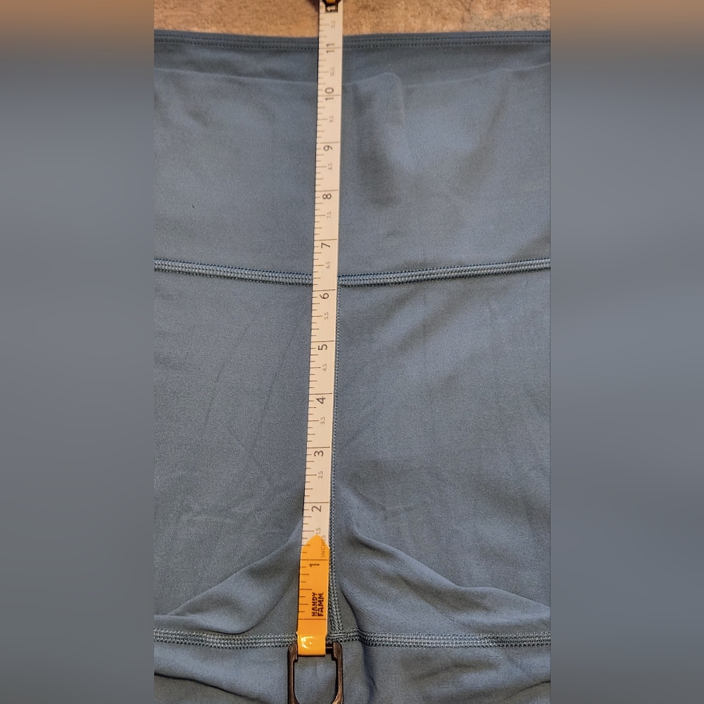 Women's Patagonia Maipo Shorts. Blue. Size XL. NWT - Picture 6 of 7